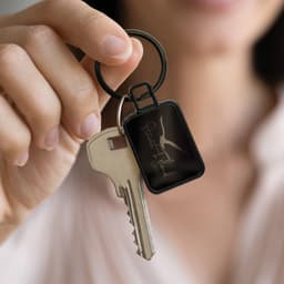 Astina Key Ring - image 4