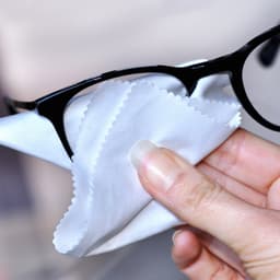 Lens Microfibre Cleaning Cloth - image 3