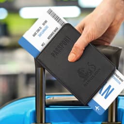 Explorer Passport Wallet - image 1