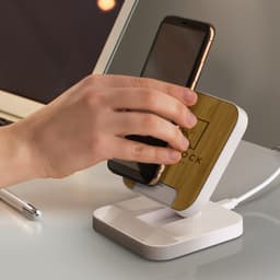 Flex Wireless Fast Charging Stand - image 6