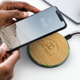 Bamboo 15W Wireless Fast Charger - image 6