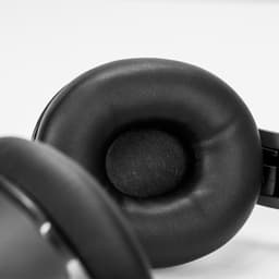 Skullcandy Icon 180 Wireless Headphones - image 10